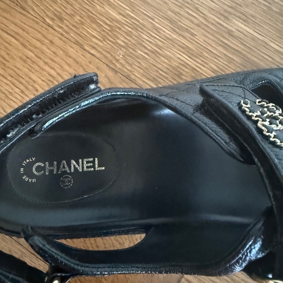 CHANEL - CHANEL DAD SANDALS BLACK - Picture 7 of 8